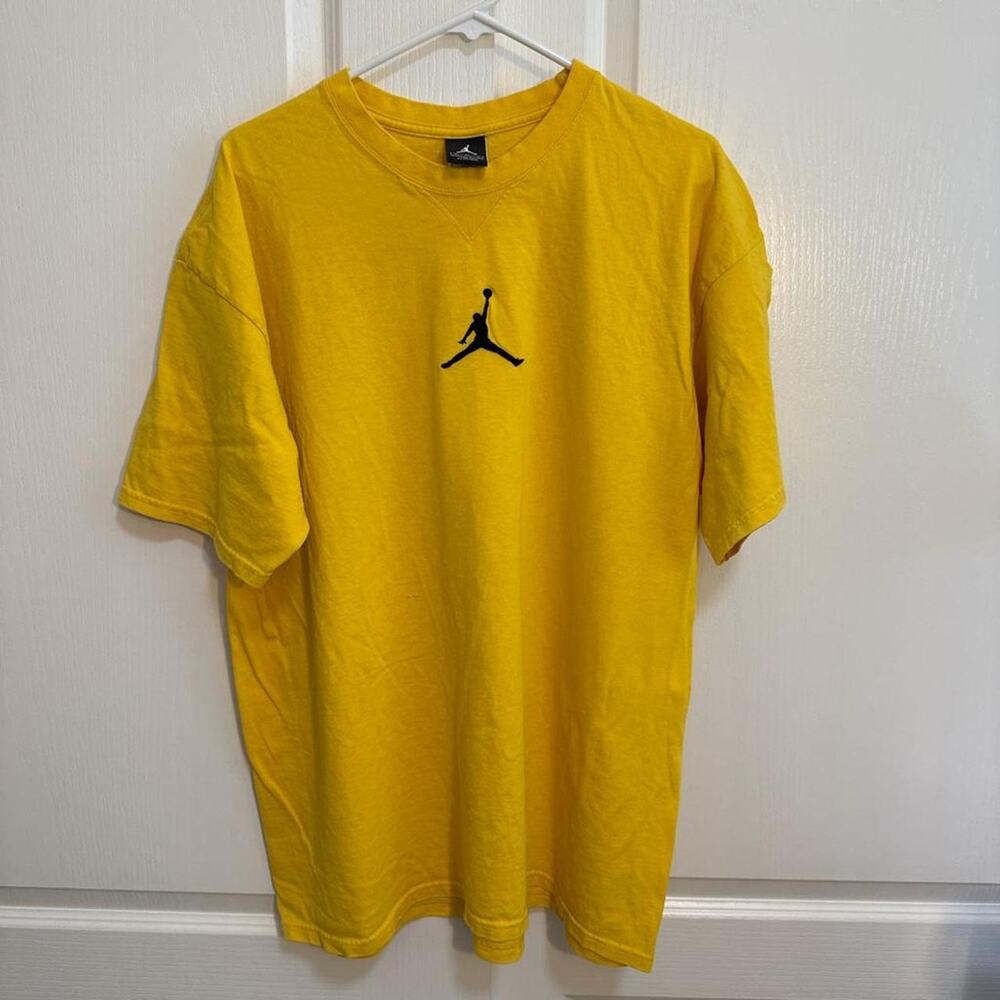 Vintage Yellow Air Jordan T shirt size XL
